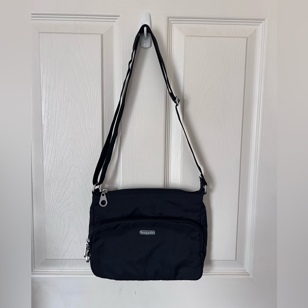 Baggallini Black Crossbody Bag